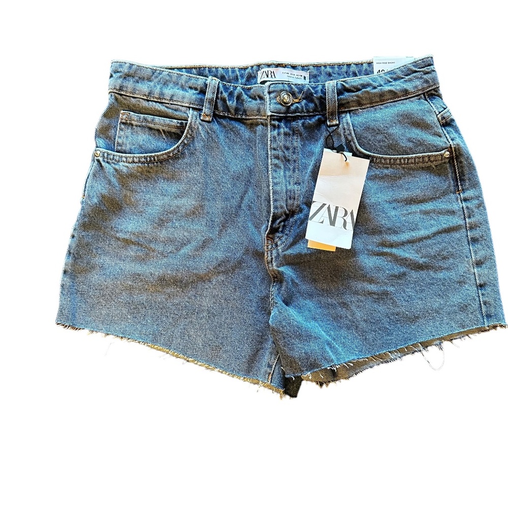 Zara High Rise Denim Cut Off Jean Shorts, Rhinestone Button, Zip Fly, Size 40 8